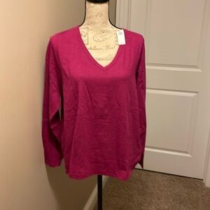 NWT Old Navy V-neck long sleeve T-shirt​​​​